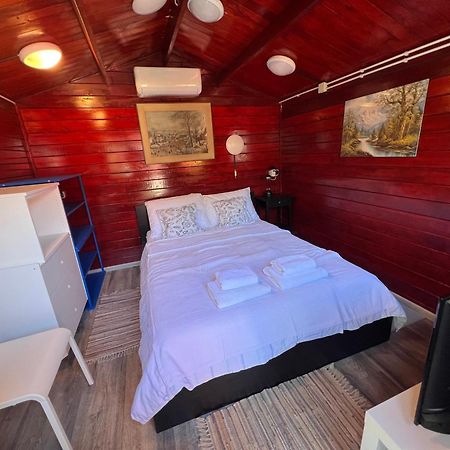 נין Apartments And Bungalows Vila Dalibor מראה חיצוני תמונה